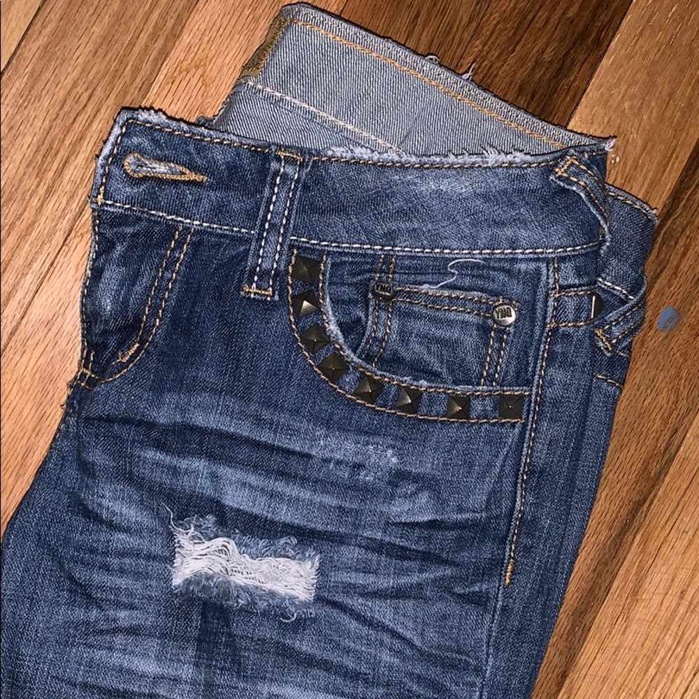 YNQ ripped jeans